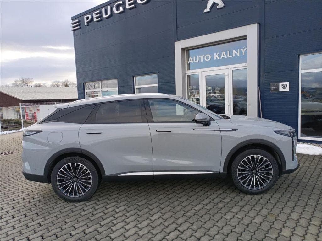 2026 Omoda 9 - 3