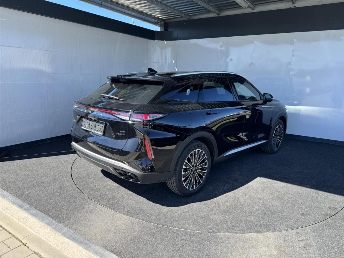 2026 Omoda 9 - 5
