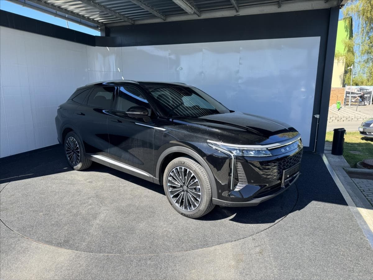 2026 Omoda 9 - 7