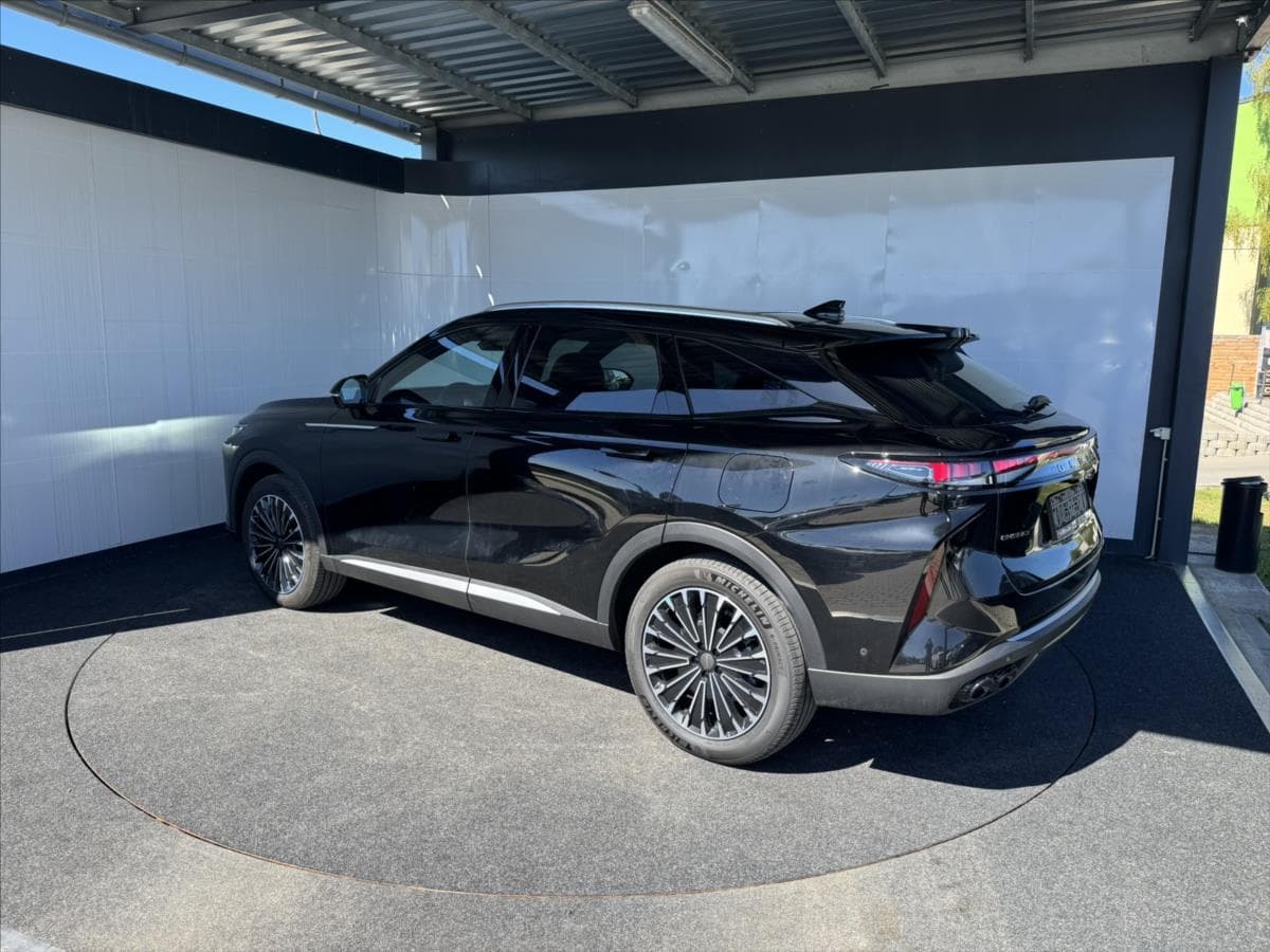 2026 Omoda 9 - 3