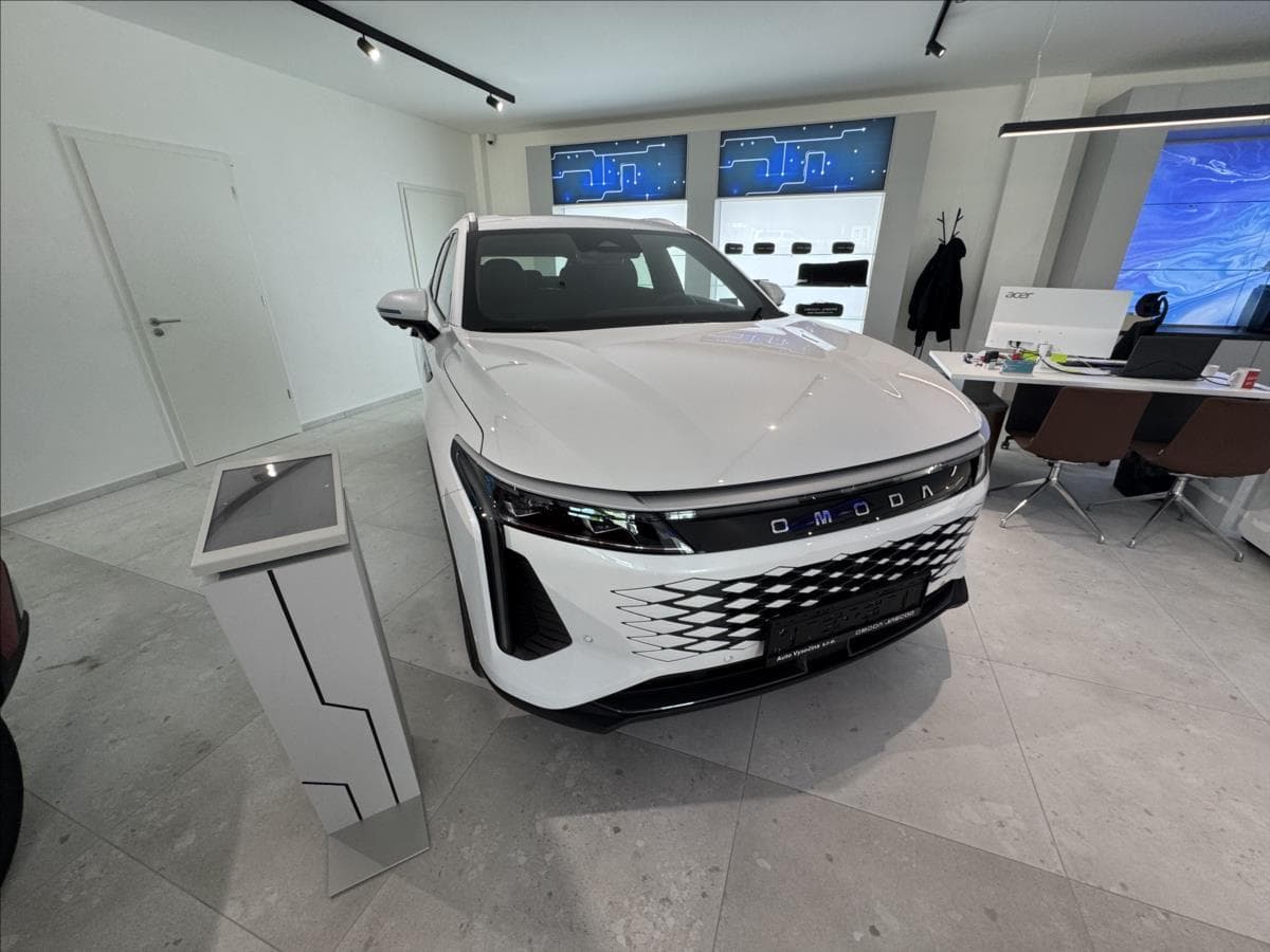 2026 Omoda 9 - 6