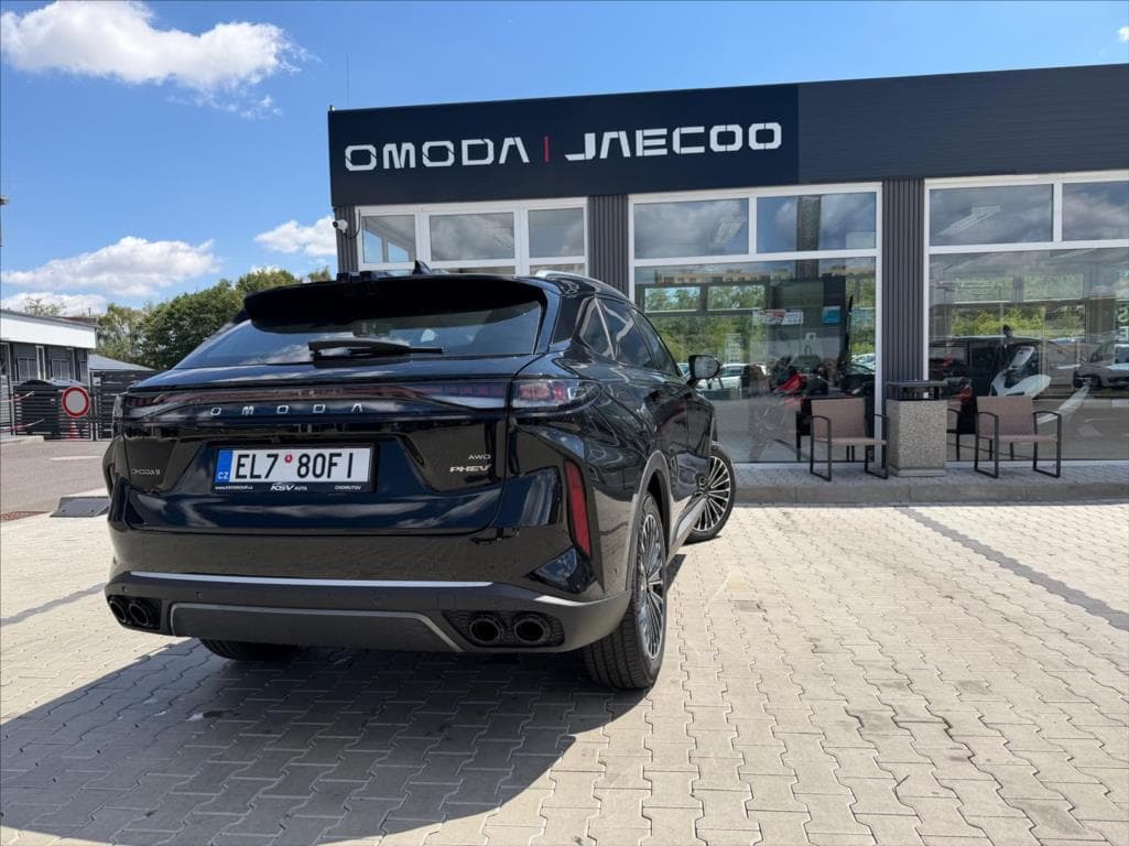 2026 Omoda 9 - 4