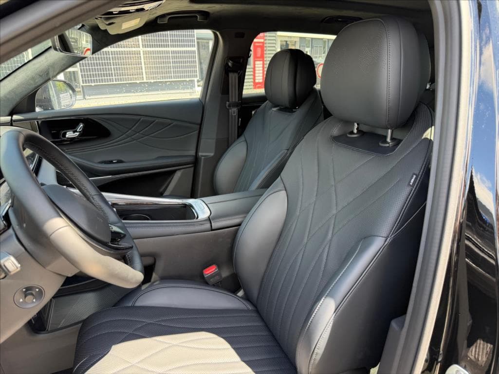 2026 Omoda 9 - 6