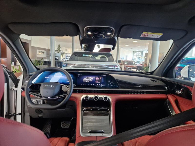 2025 Omoda 9 - 3