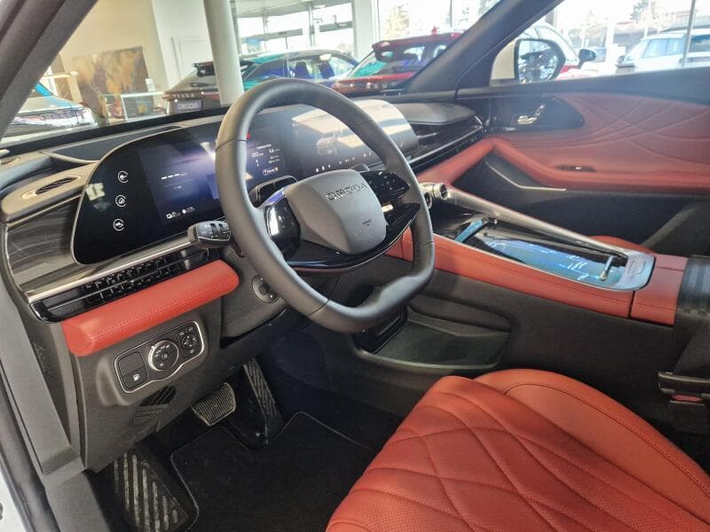2025 Omoda 9 - 8