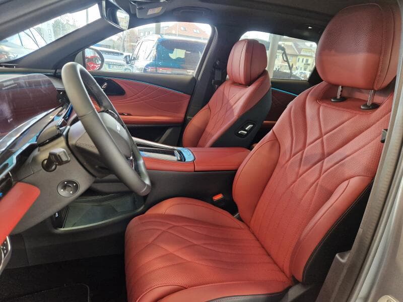 2025 Omoda 9 - 14