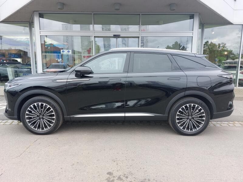 2025 Omoda 9 - 7