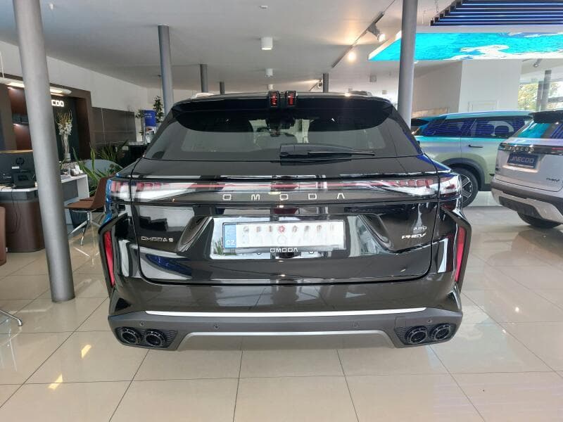 2025 Omoda 9 - 11