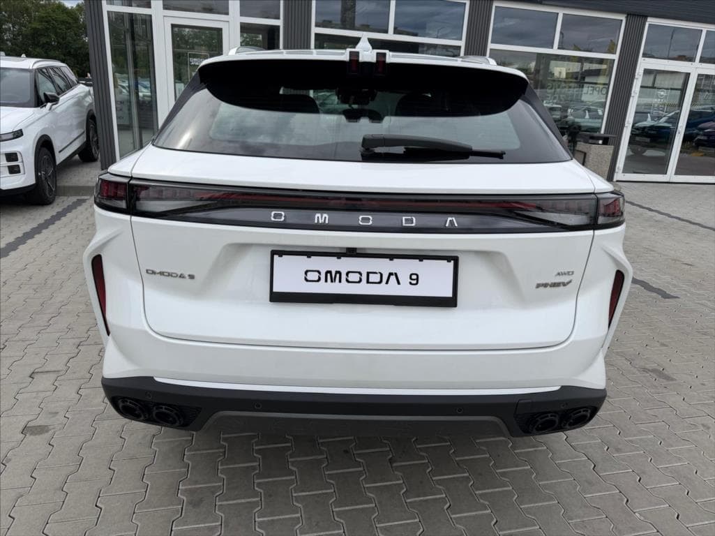 2026 Omoda 9 - 4