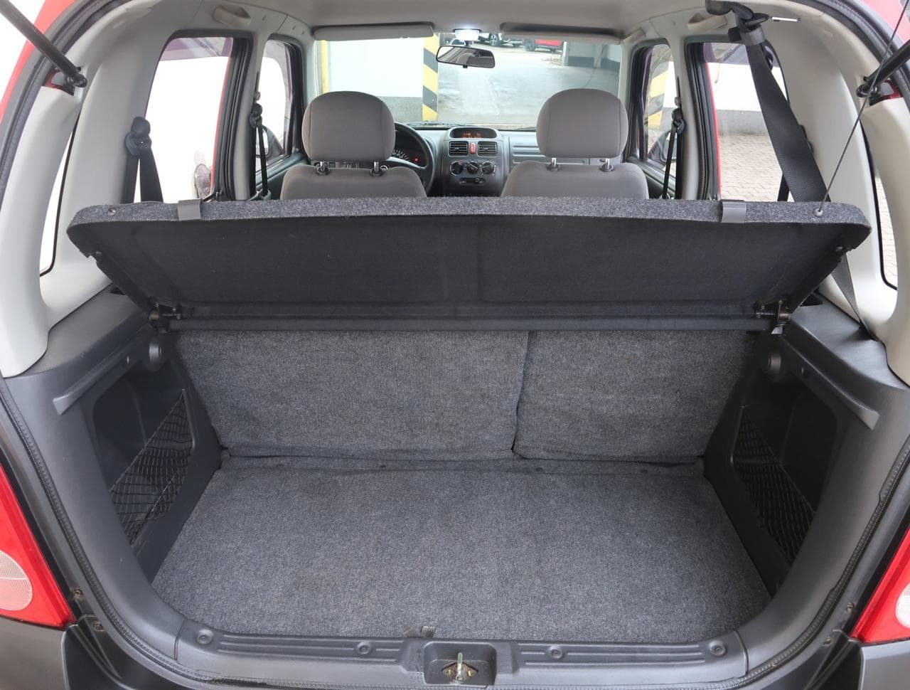 2003 Opel Agila - 19