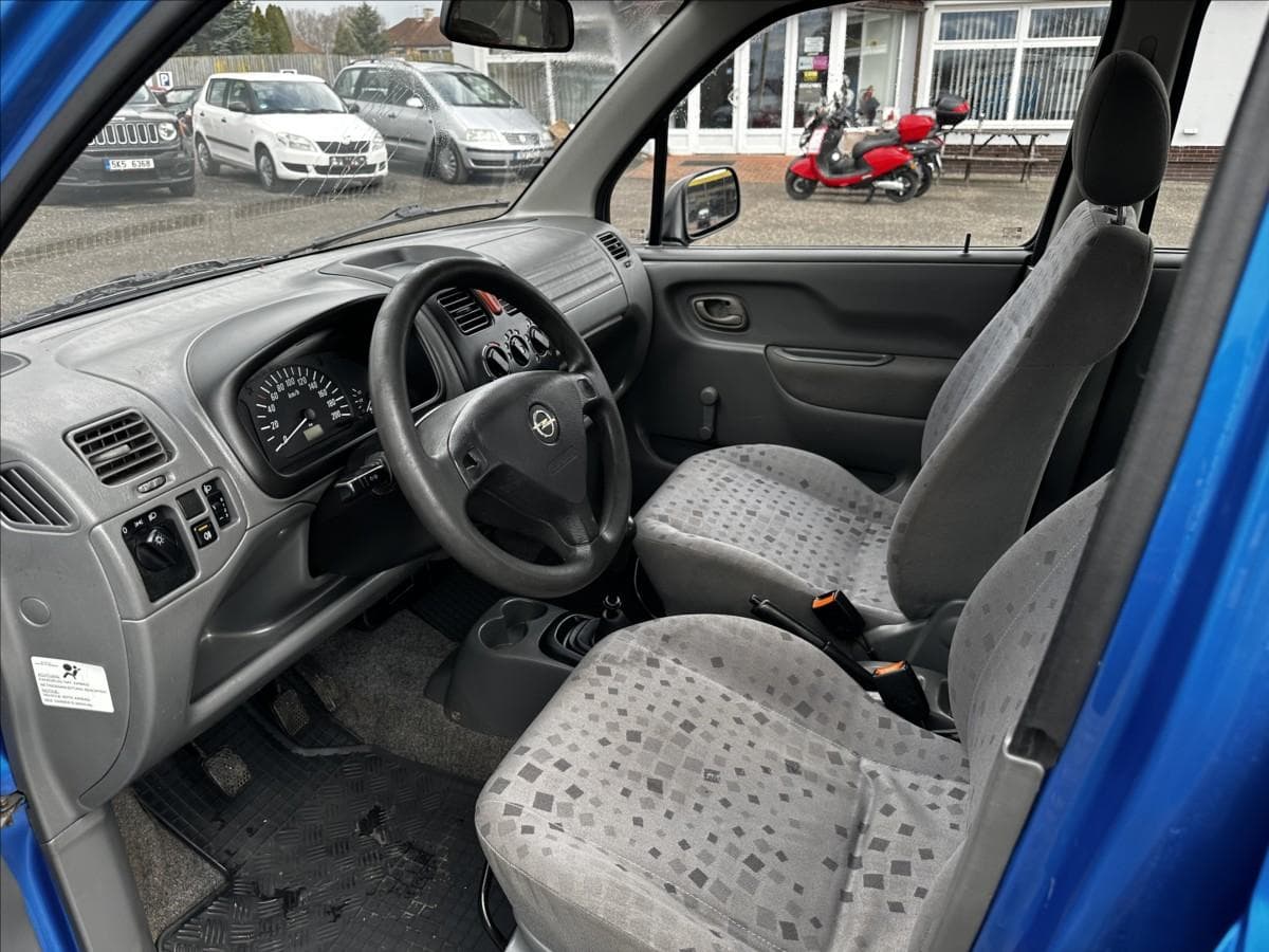 2002 Opel Agila - 21