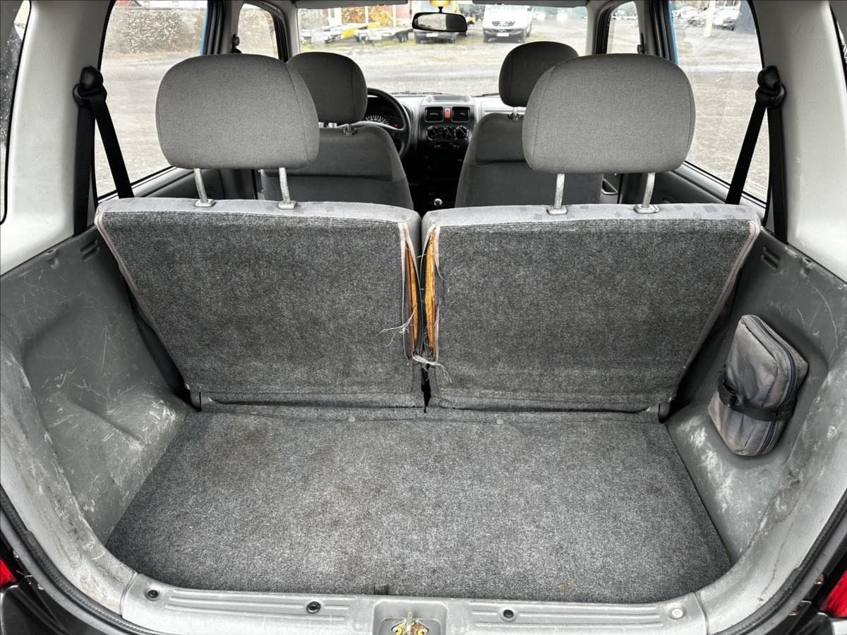 2002 Opel Agila - 33