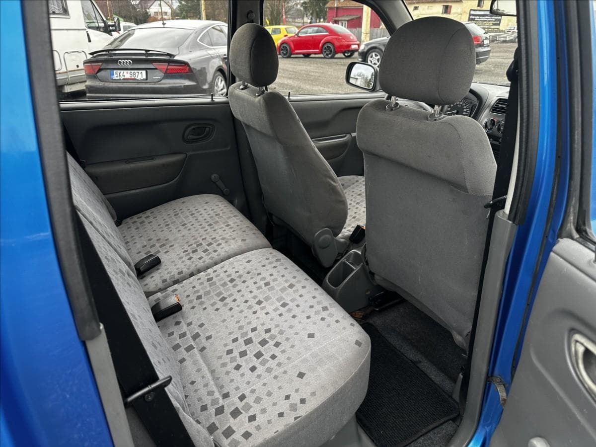 2002 Opel Agila - 35