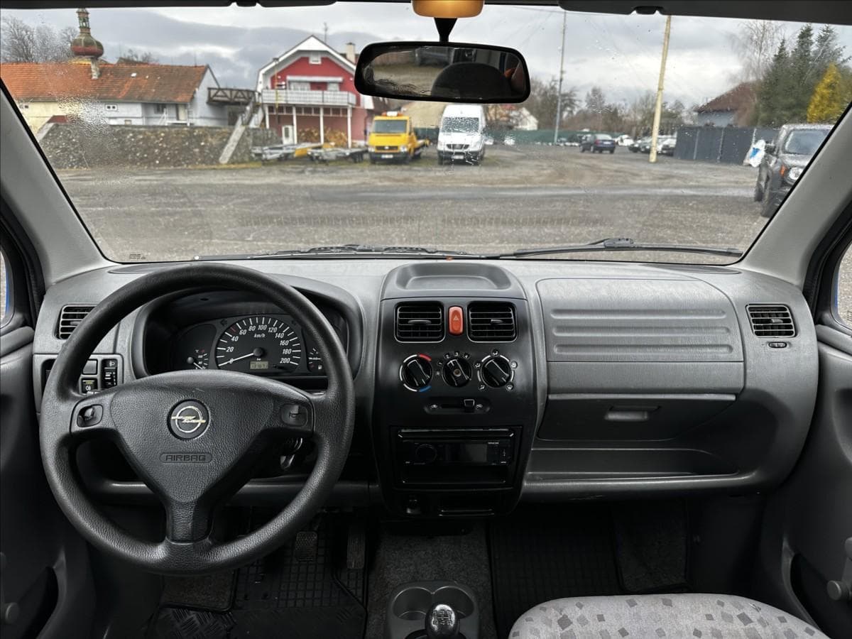 2002 Opel Agila - 29