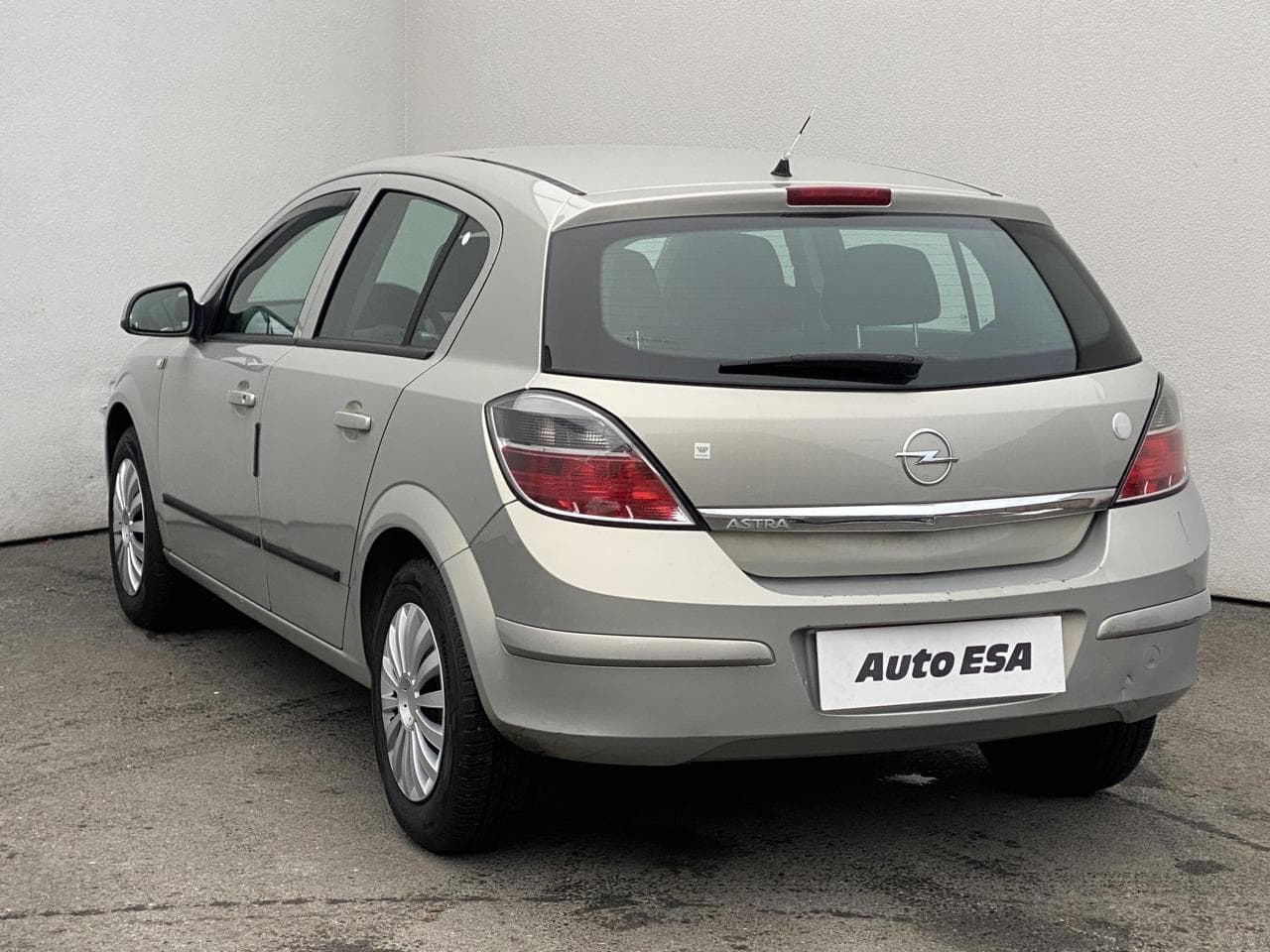 2011 Opel ASTRA - 6