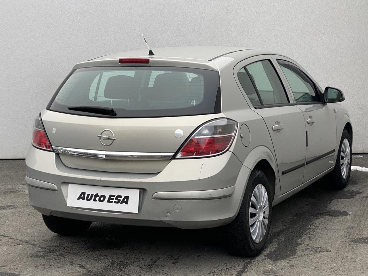 2011 Opel ASTRA - 4