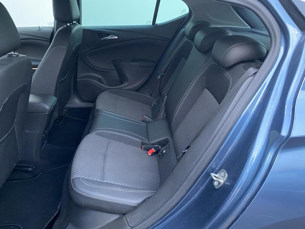 2017 Opel Astra - 10