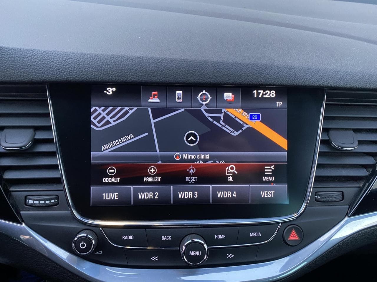 2017 Opel Astra - 17