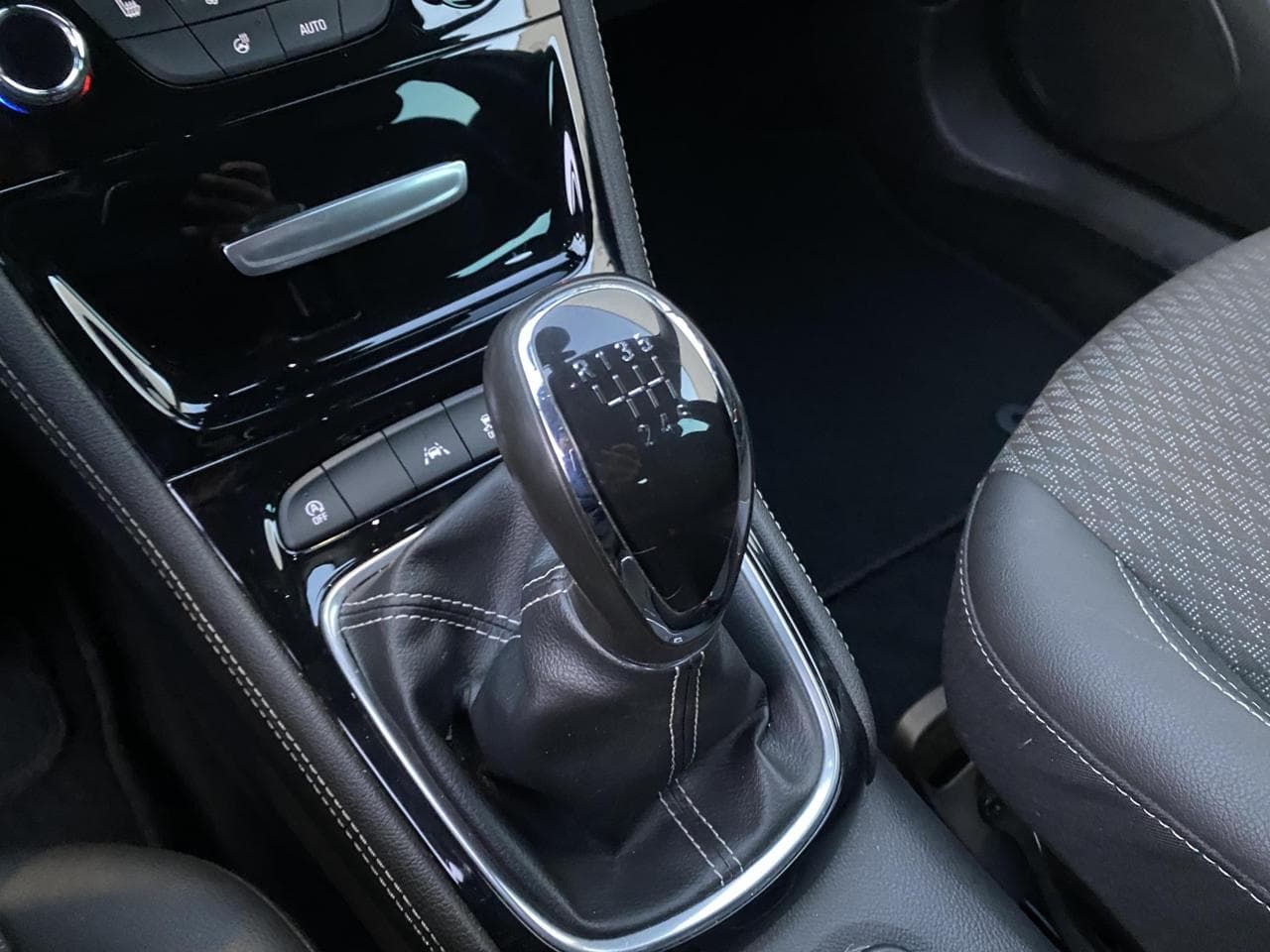 2017 Opel Astra - 16