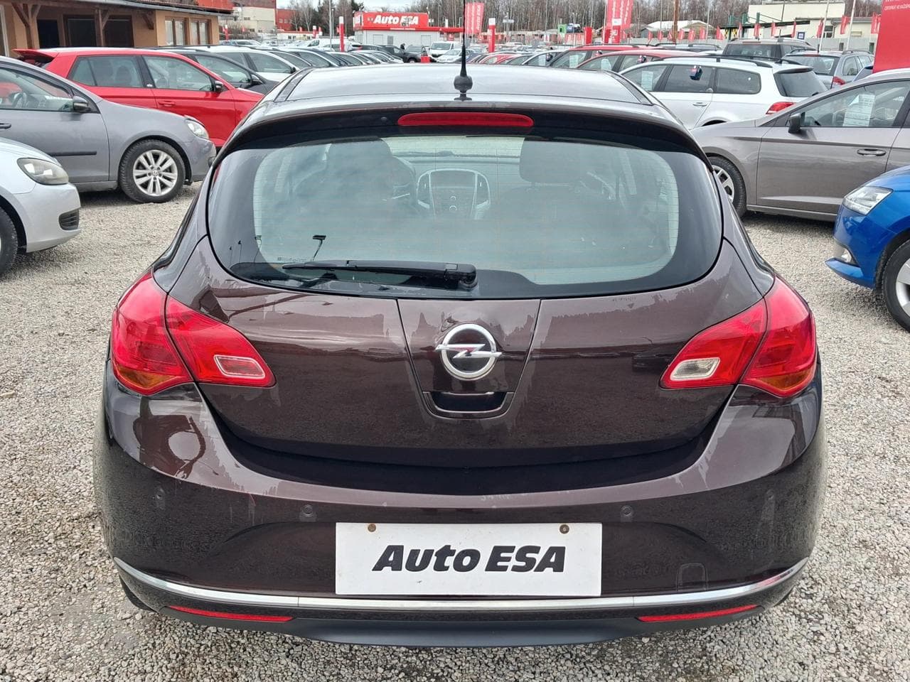 2013 Opel ASTRA - 5