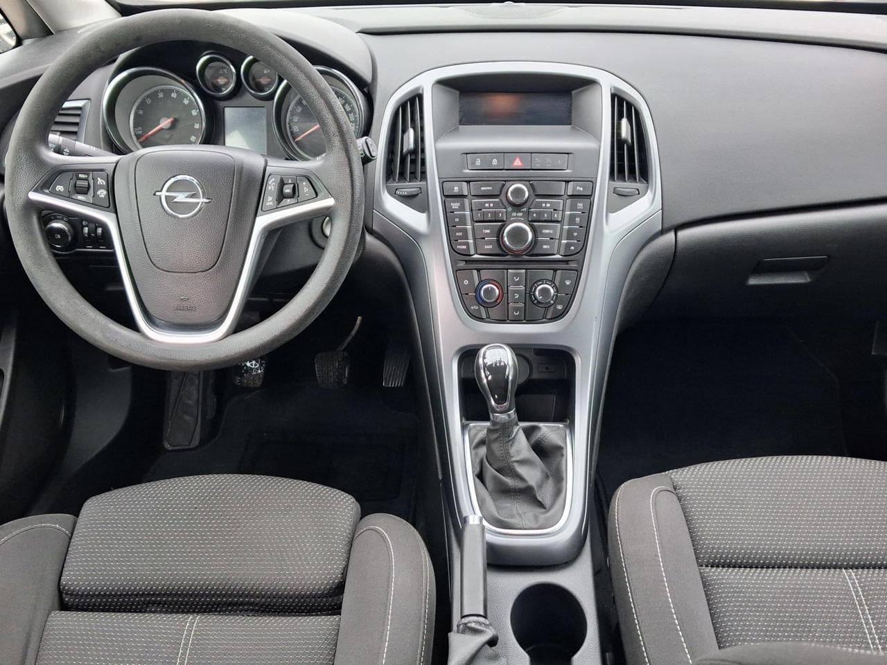 2013 Opel ASTRA - 8