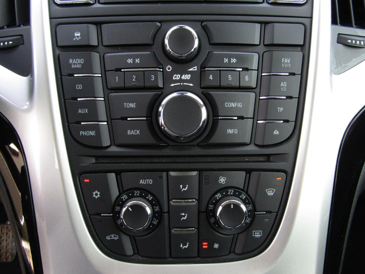 2013 Opel Astra - 15