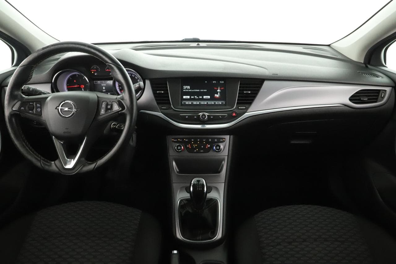 2016 Opel Astra - 9