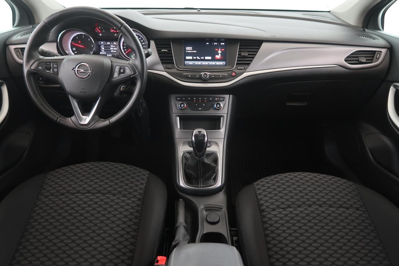 2018 Opel Astra - 10