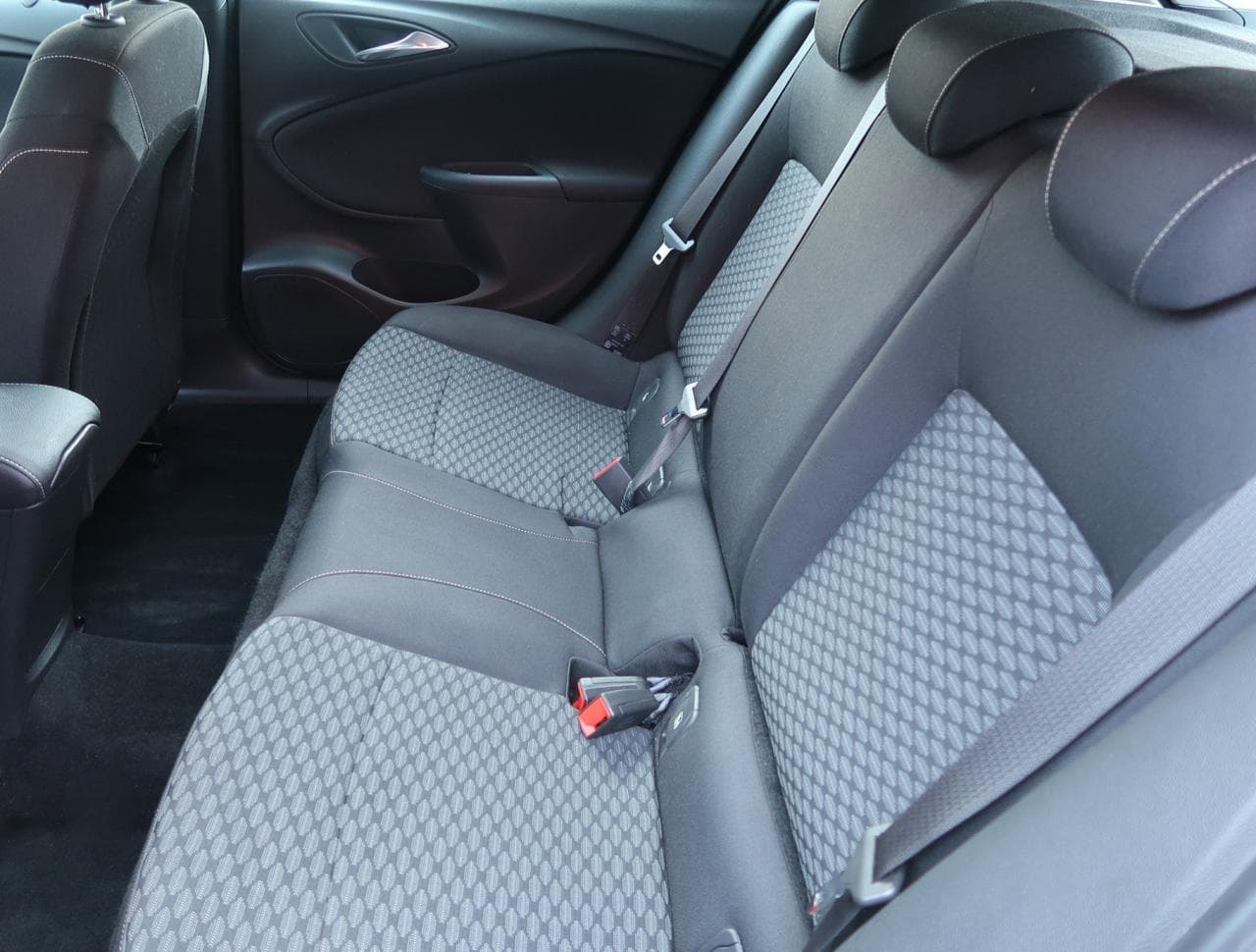 2016 Opel Astra - 15