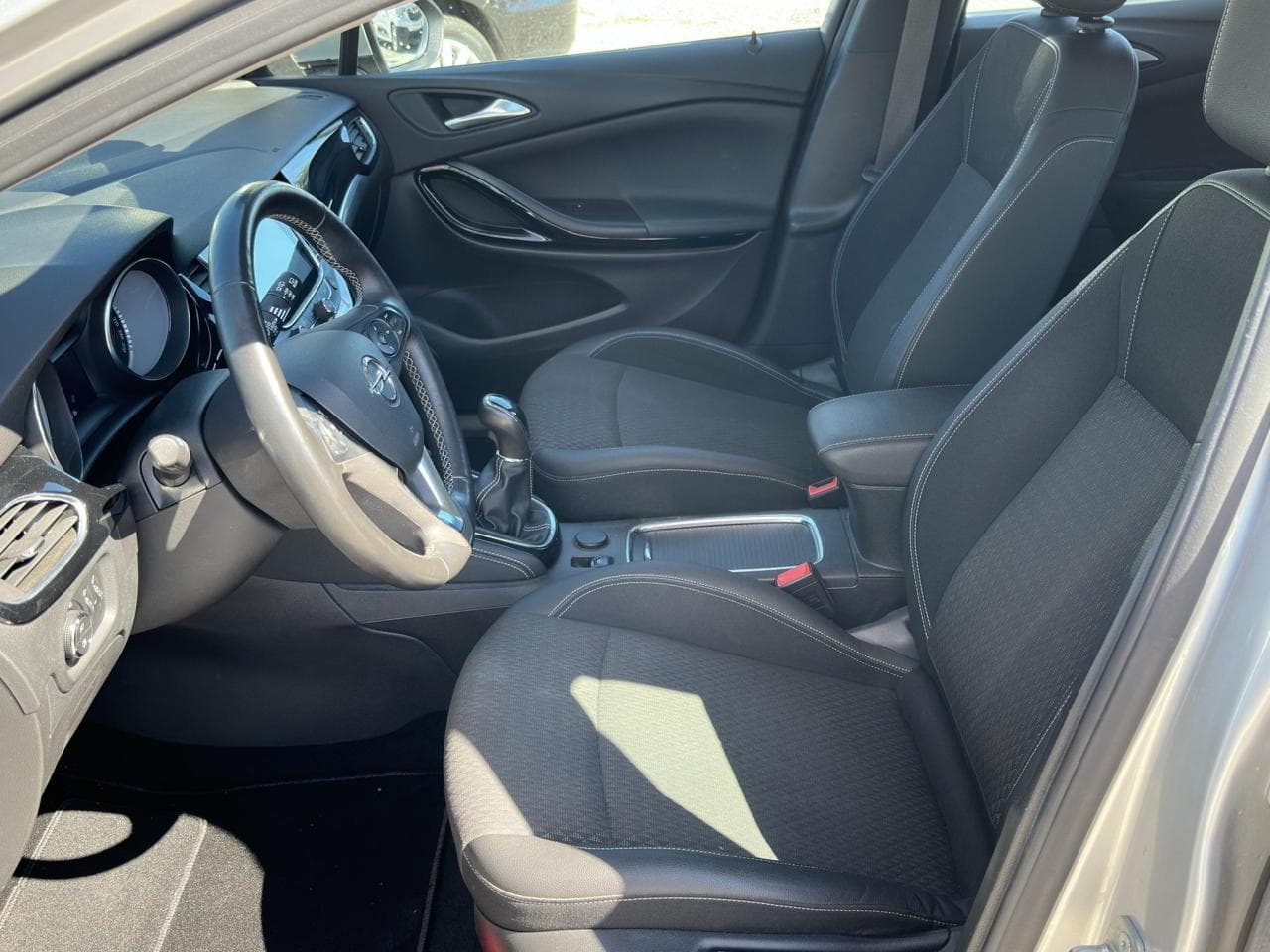 2018 Opel ASTRA - 9