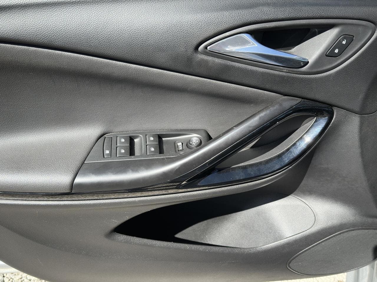 2018 Opel ASTRA - 11