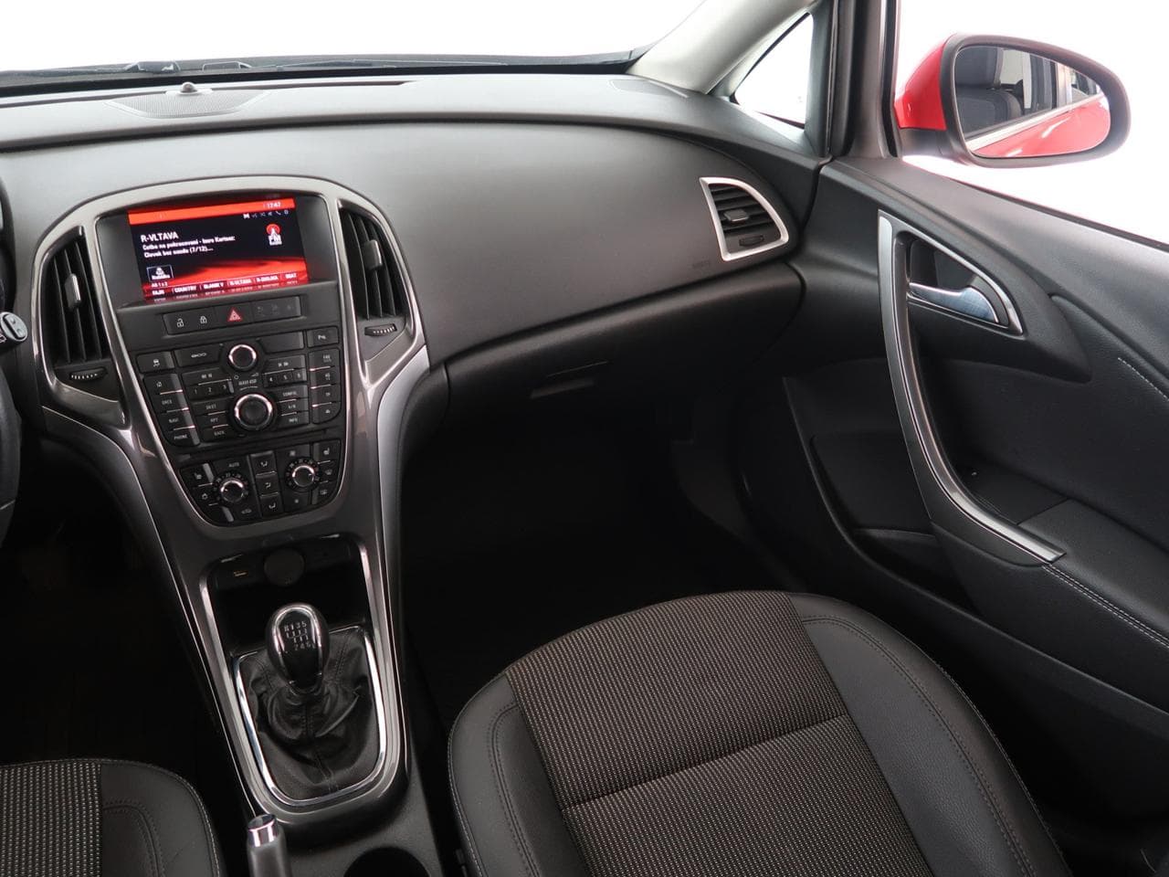 2014 Opel ASTRA - 19