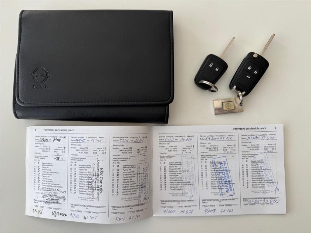 2012 Opel ASTRA - 3