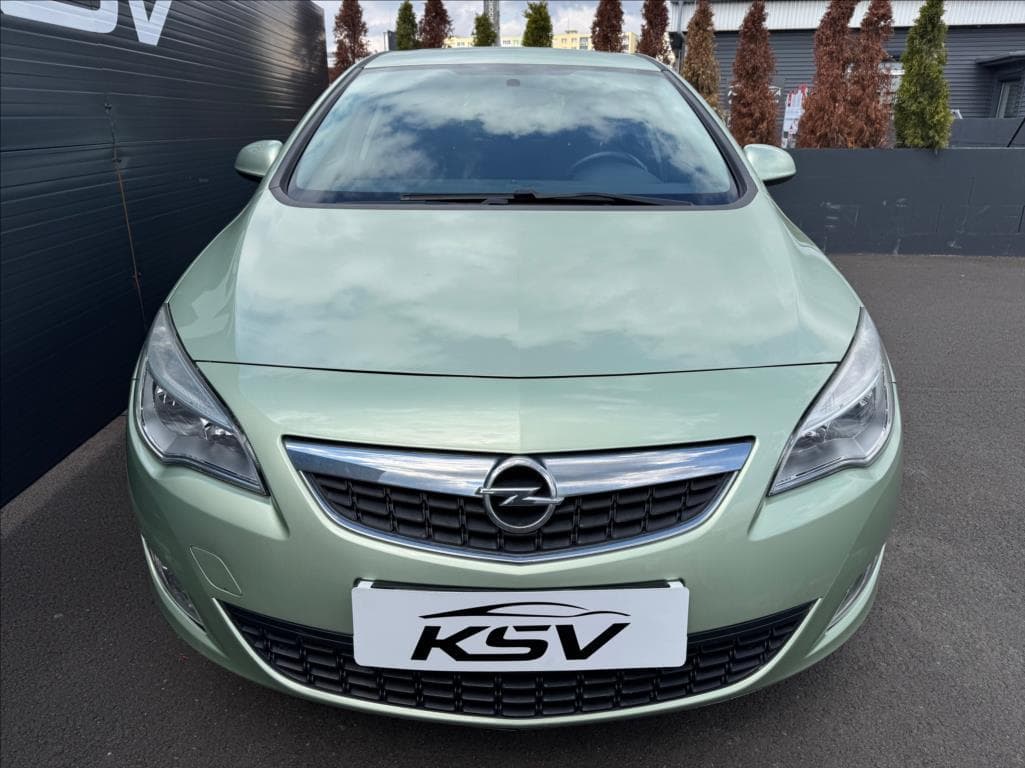 2012 Opel ASTRA - 4