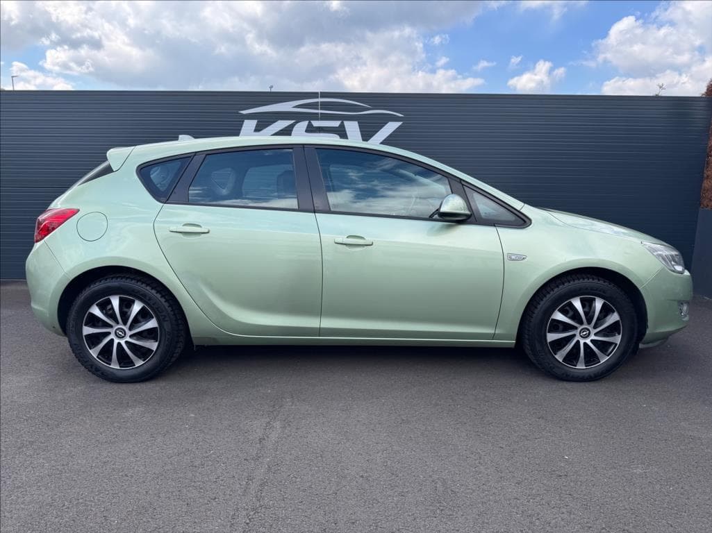 2012 Opel ASTRA - 6