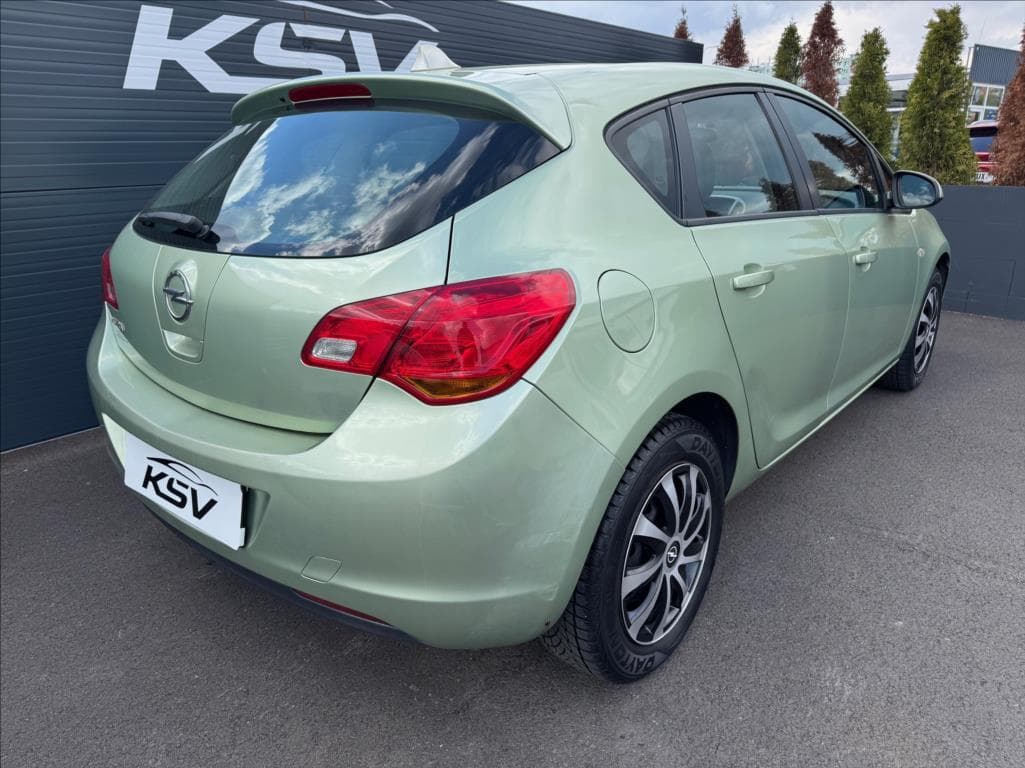 2012 Opel ASTRA - 7