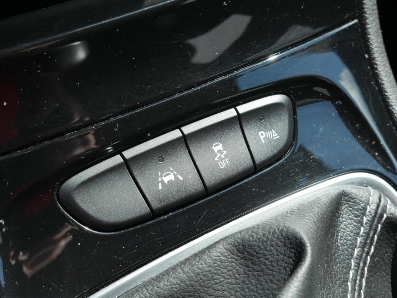 2016 Opel ASTRA - 34