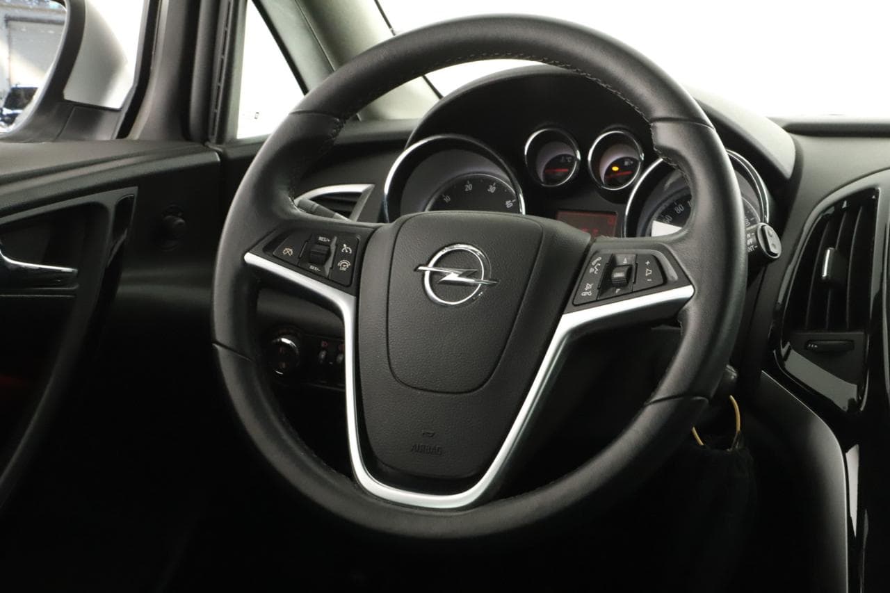 2015 Opel ASTRA - 18