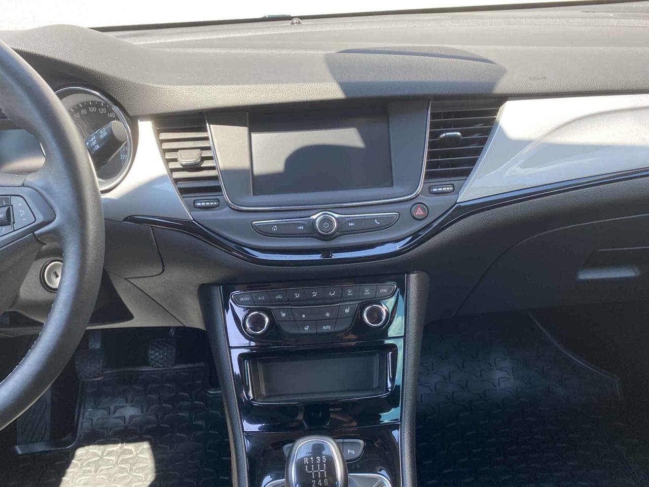 2020 Opel ASTRA - 12