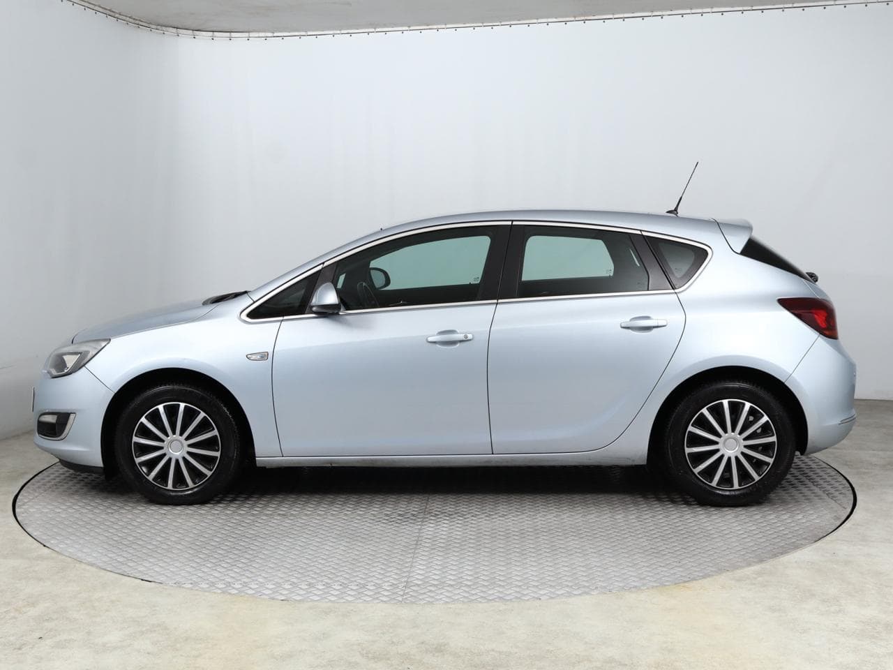 2015 Opel ASTRA - 5