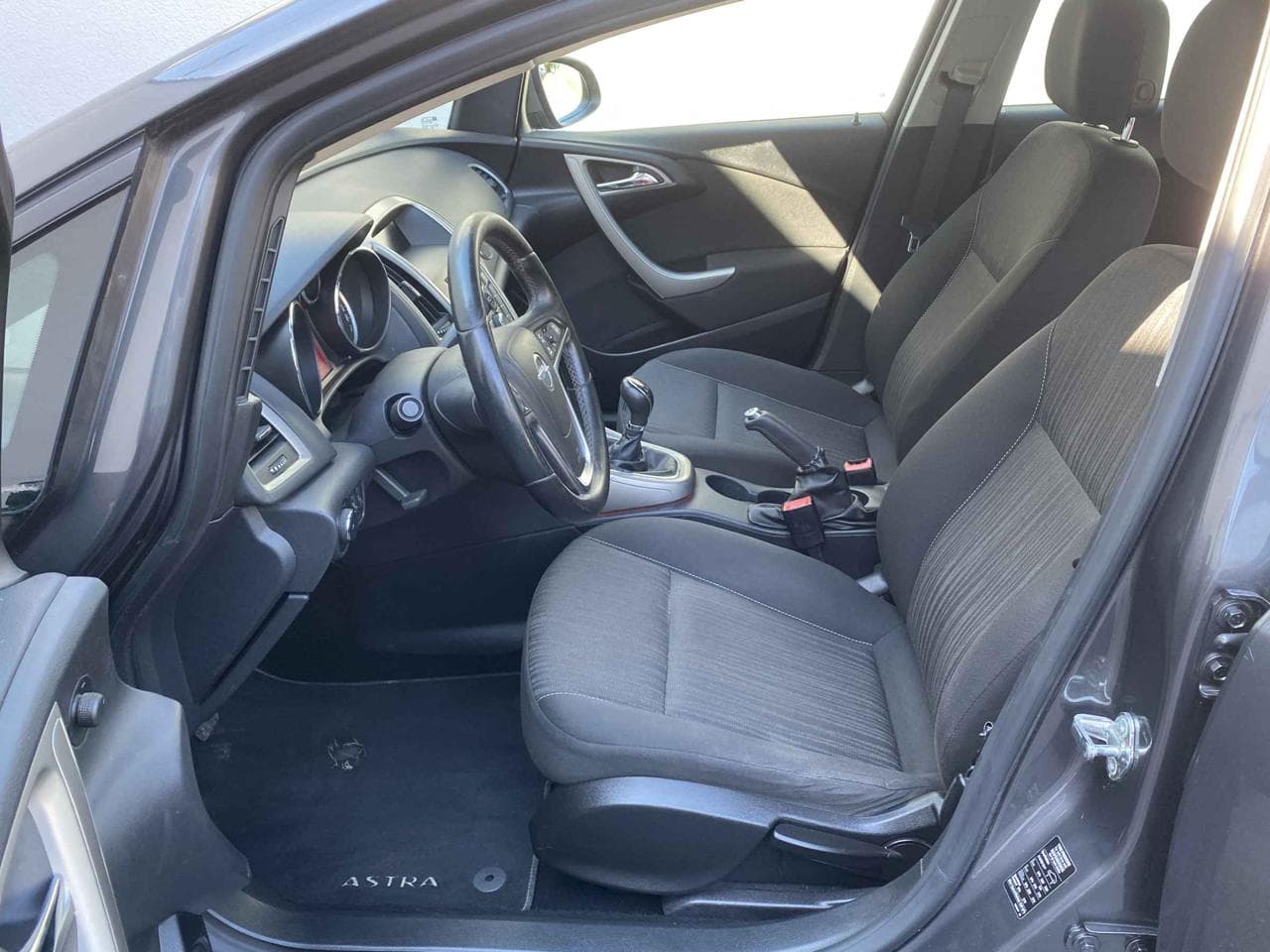 2013 Opel ASTRA - 17