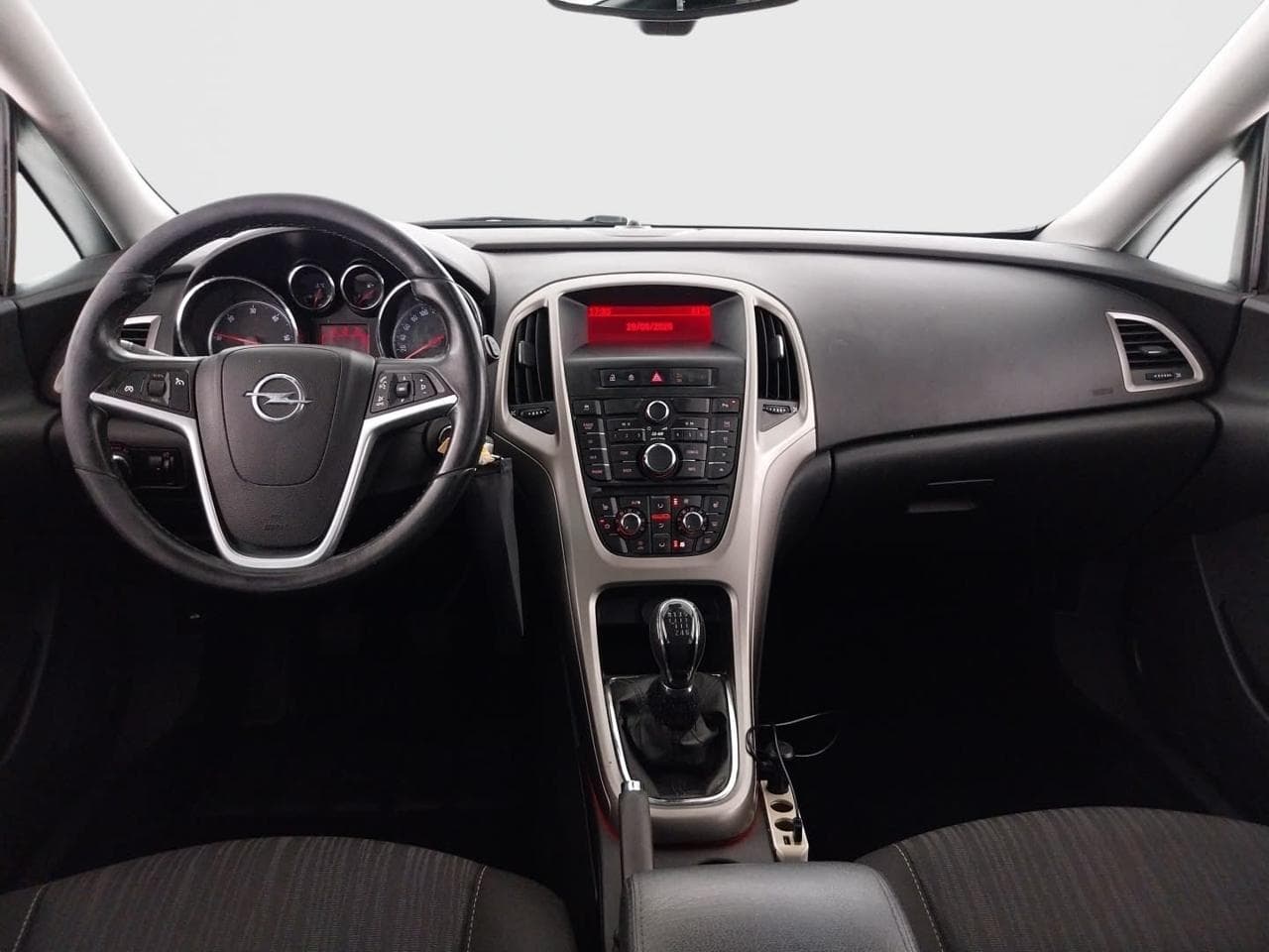 2010 Opel ASTRA - 21