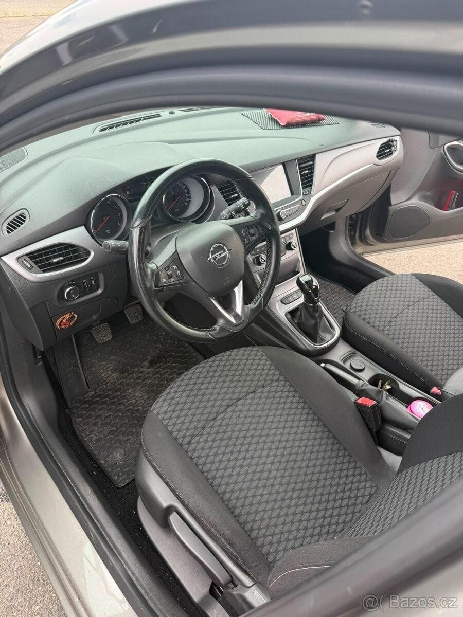 2016 Opel ASTRA - 12