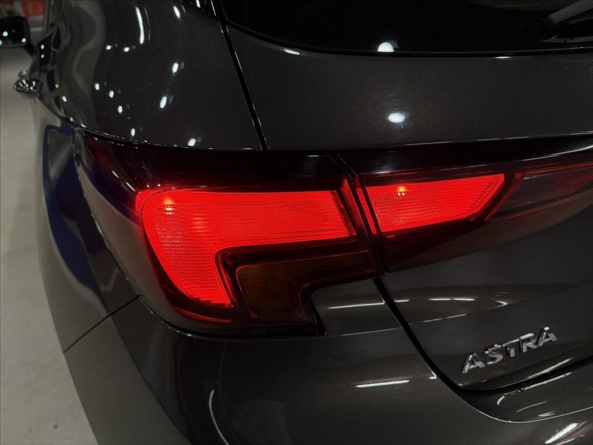 2016 Opel ASTRA - 12