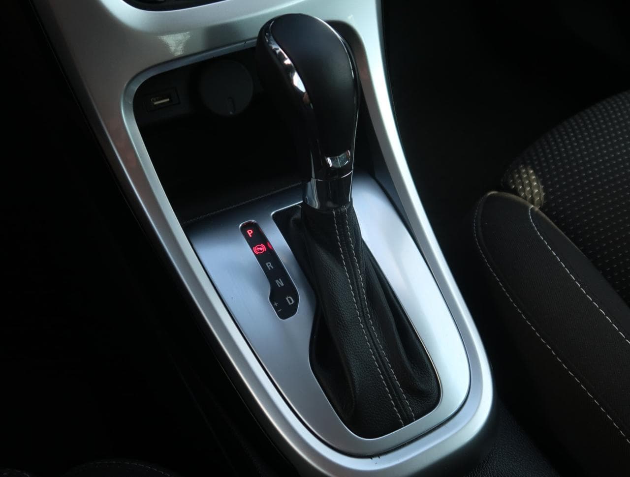 2011 Opel ASTRA - 19