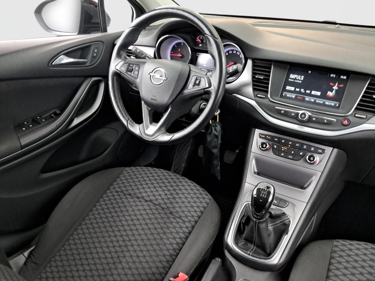 2016 Opel ASTRA - 9