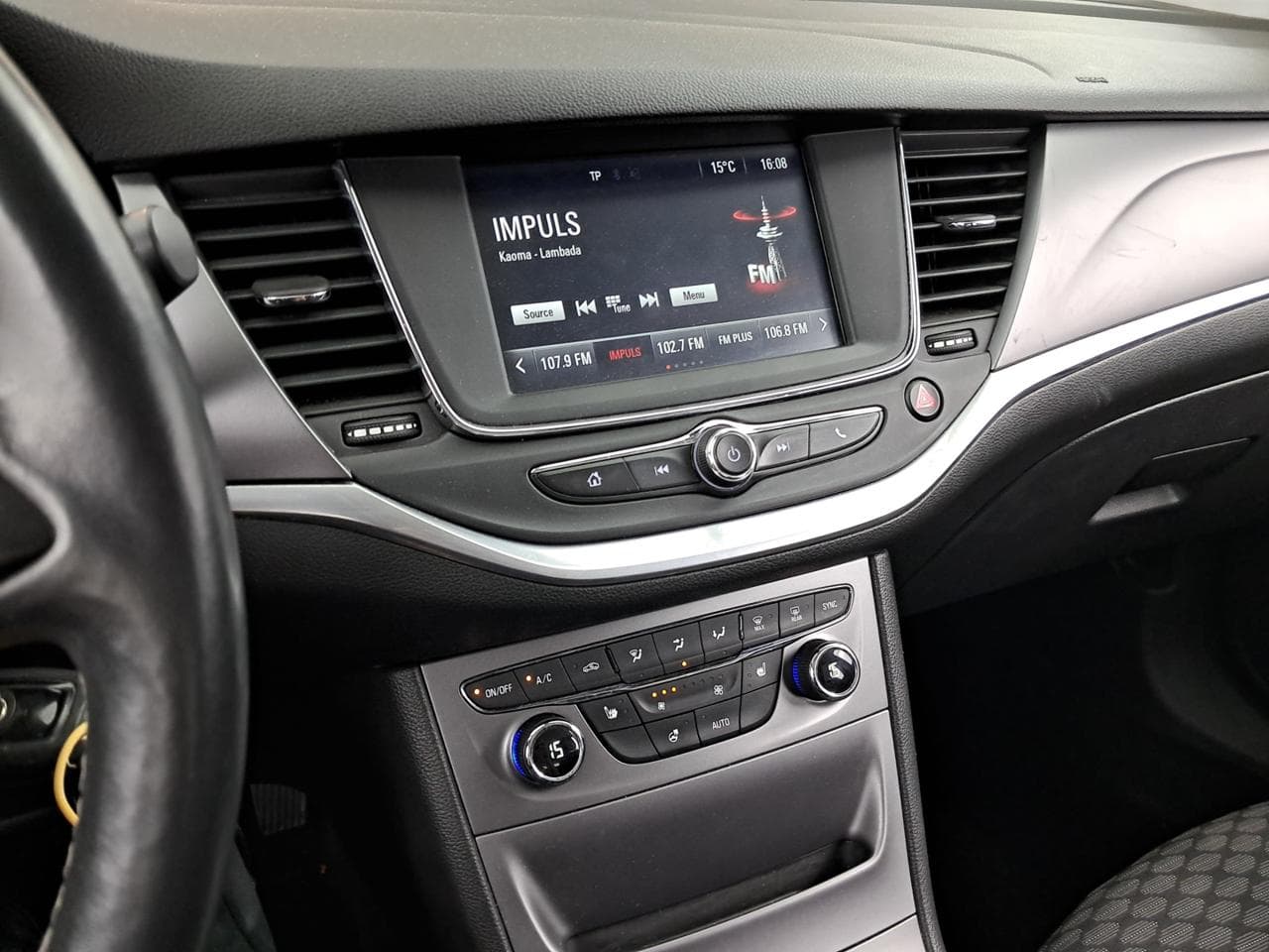 2016 Opel ASTRA - 18