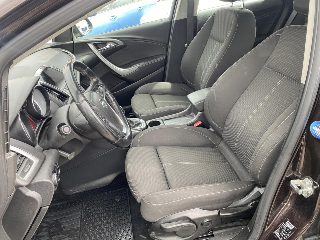 2012 Opel ASTRA - 9
