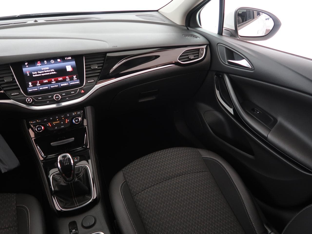 2016 Opel Astra - 11