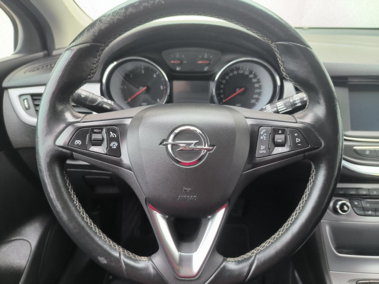 2017 Opel Astra - 15